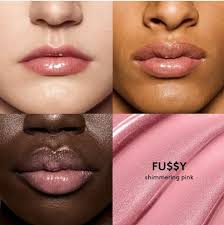 Fenty Beauty Gloss Bomb Universal Lip Luminizer (02 Fussy)